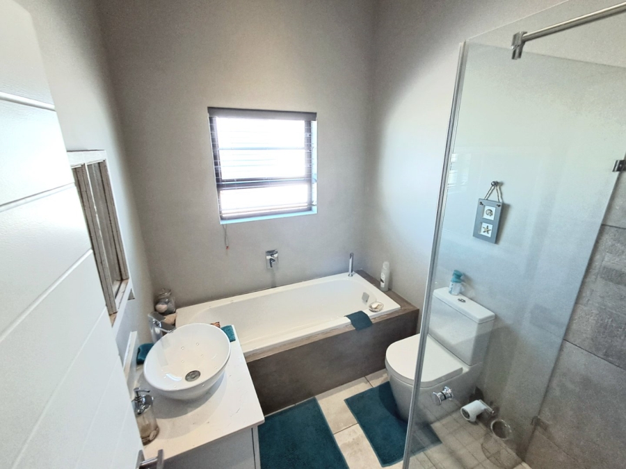 3 Bedroom Property for Sale in Hopefield Rural Western Cape